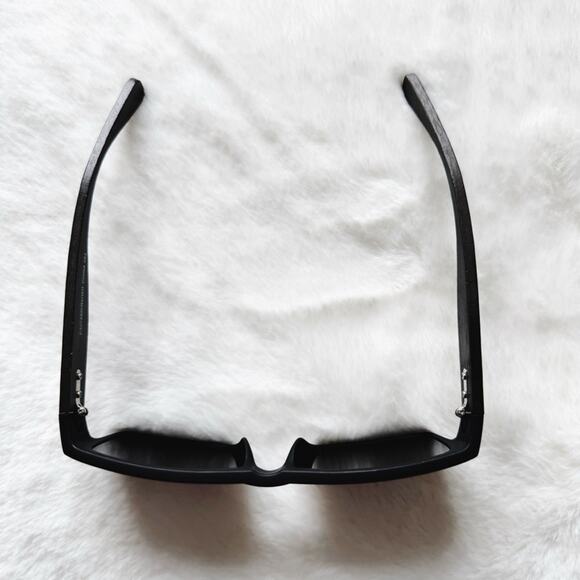 Juna Blue & Black Wood Sunglasses - Picture 5 of 11